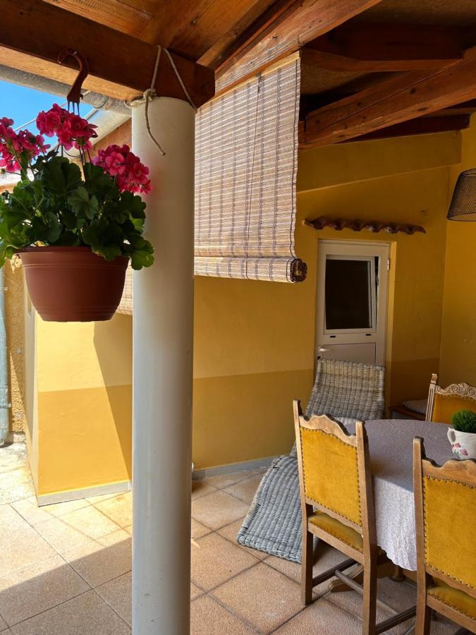Zio Nino Apartment Sutomiscica Exterior photo